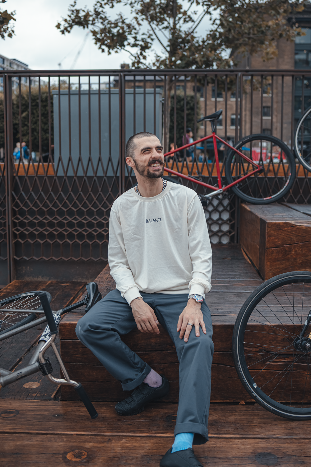 CLASSIC LONG SLEEVE TEE